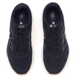 Fresh Foam 680 v8