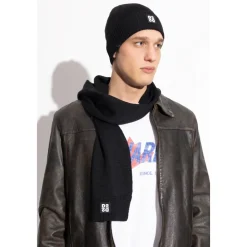 Hat and Scarf Set