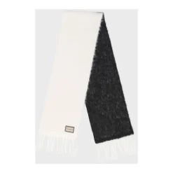 Hotel Karl Scarf