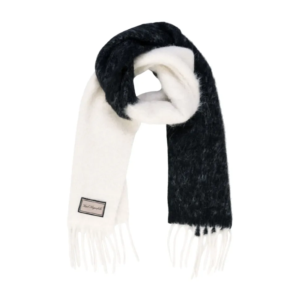 Hotel Karl Scarf