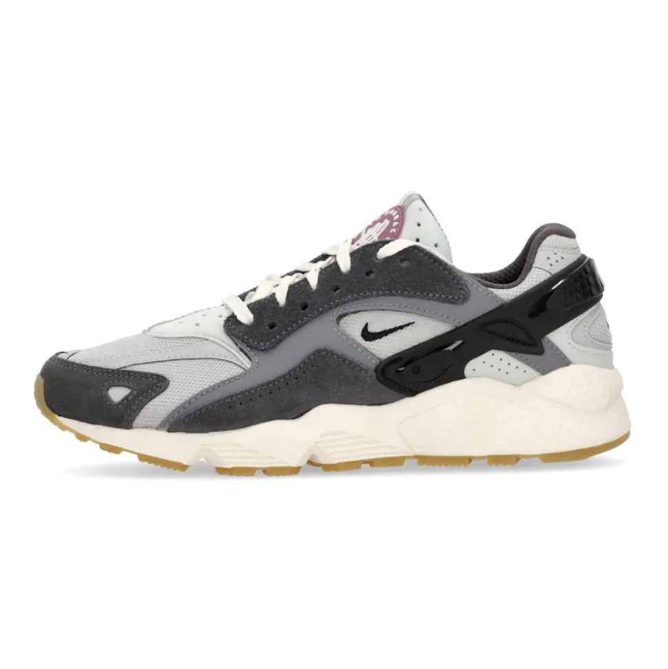 Huarache Runner Low Sneaker