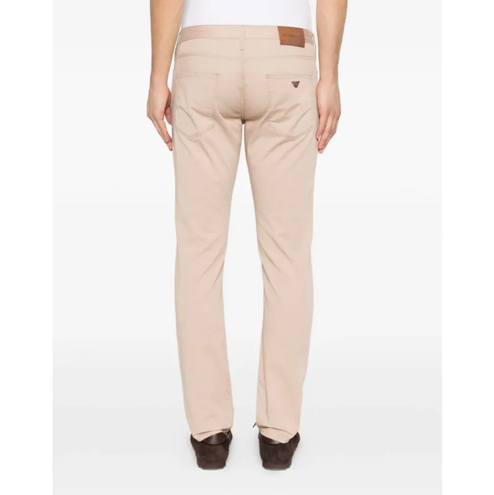 J06 Slim-Fit Jeans