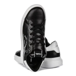 Kapri Trainer
