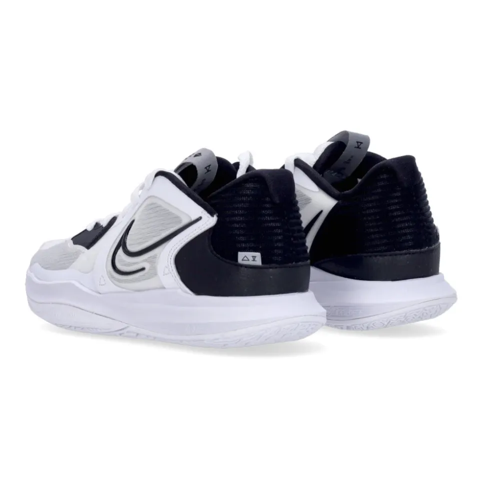 Kyrie Low 5 Basketball Shoe