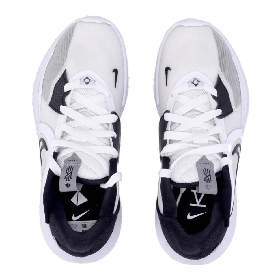 Kyrie Low 5 Basketball Shoe
