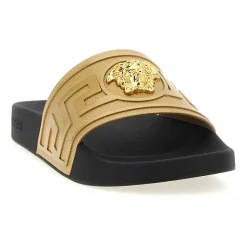 La Medusa Rubber Sliders