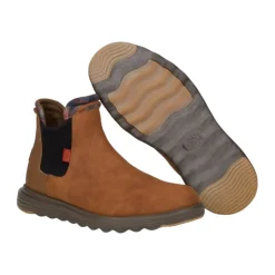 Leather ankle boots with elastic closure