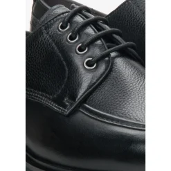 Leather Lace-Up Brogues