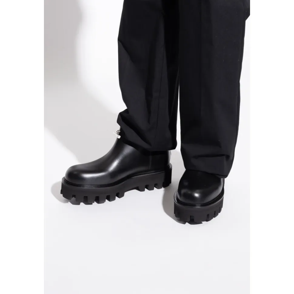Leather platform shoes