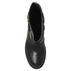 Leather shoes