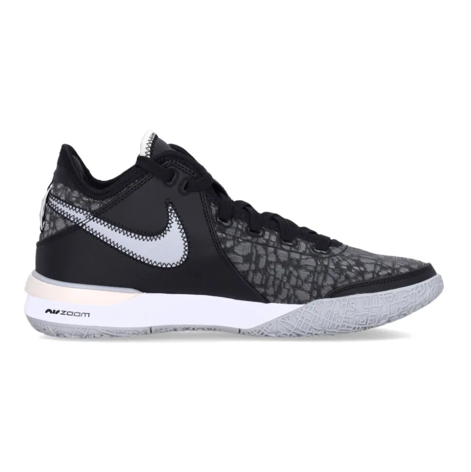 LeBron NXXT Gen Basketball Shoe