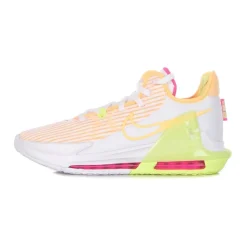Lebron Witness 6 Basketball Shoe