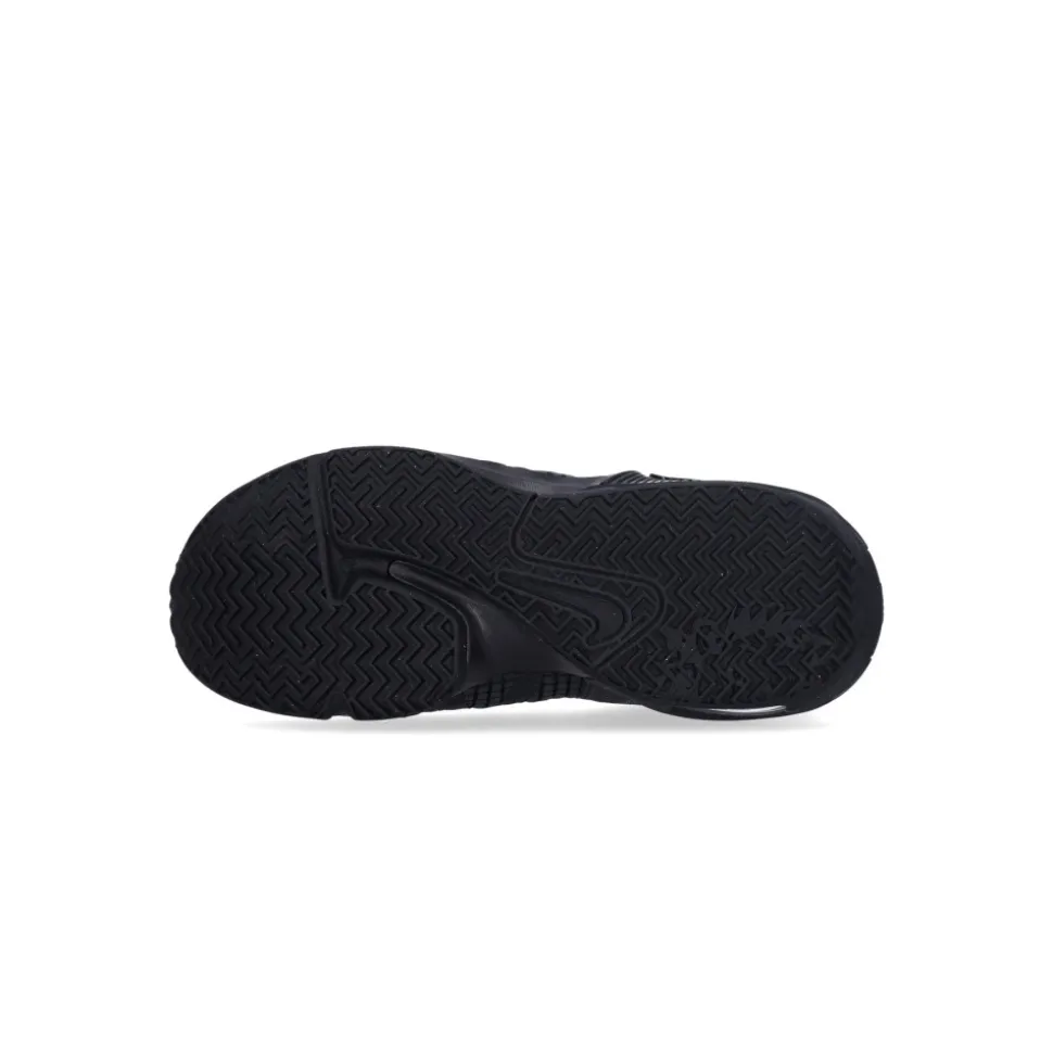 Lebron Witness VII Basketball Shoe