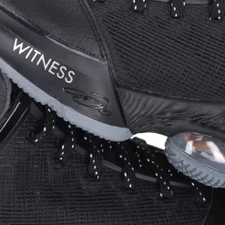 LeBron XIX Low Basketball Shoes