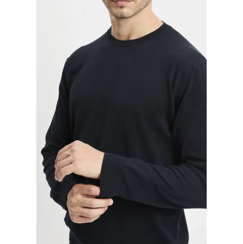 Long-sleeve Round-neck Knit