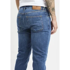 Loose Stretch Jeans
