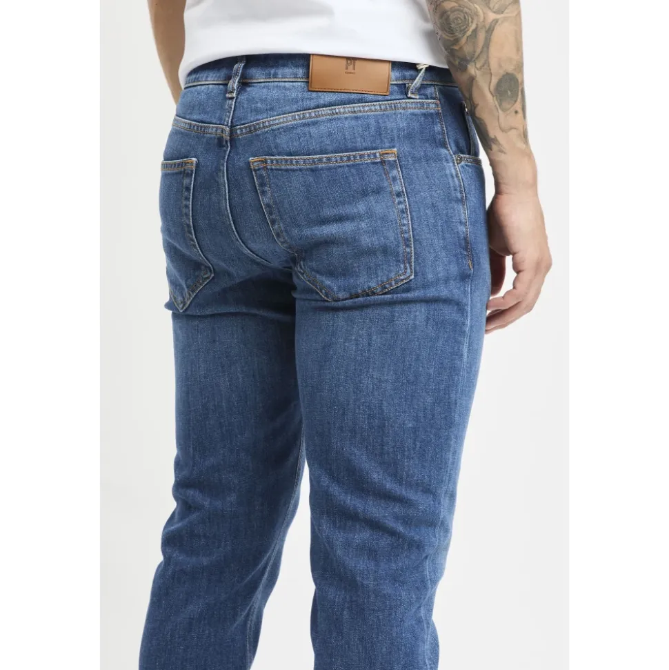 Loose Stretch Jeans