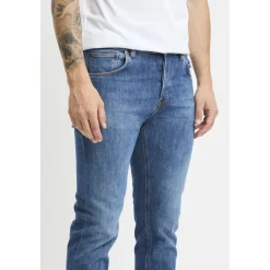 Loose Stretch Jeans