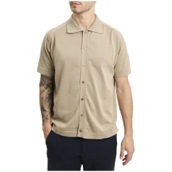 L'overshirt a manica corta