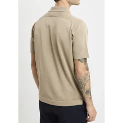 L'overshirt a manica corta