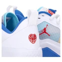 Low Profile Basketball Shoe