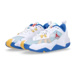 Low Profile Basketball Shoe