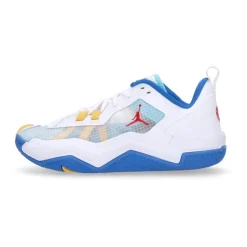 Low Profile Basketball Shoe
