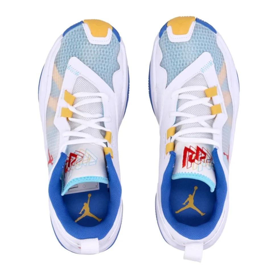Low Profile Basketball Shoe