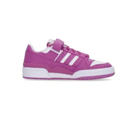 Low Top Basketball Shoe
