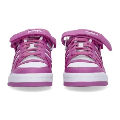 Low Top Basketball Shoe