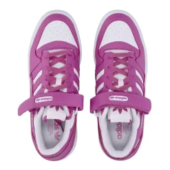 Low Top Basketball Shoe