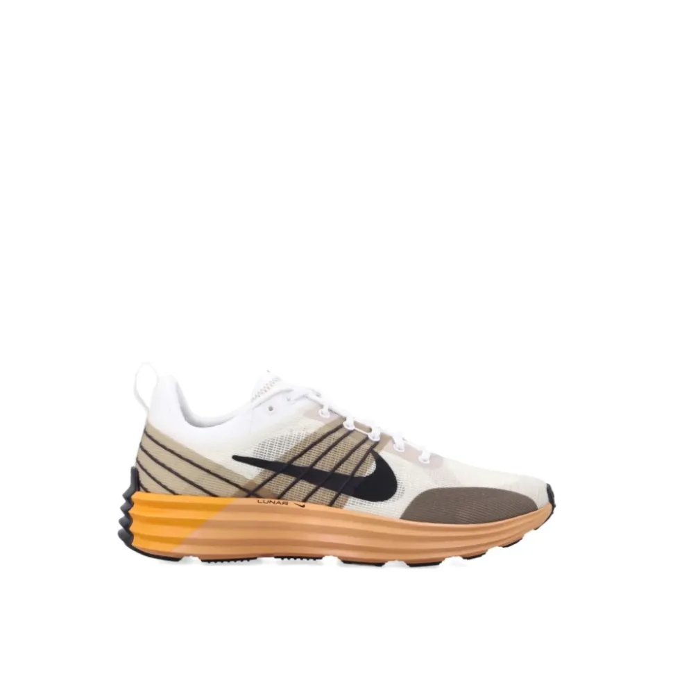 Lunar Roam Sneakers