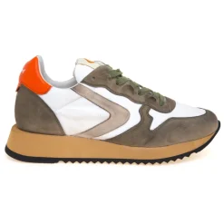 Magic Sneaker
