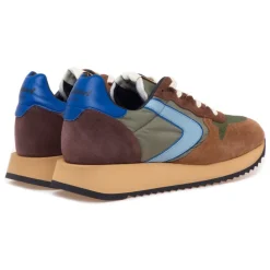 Magic Sneaker