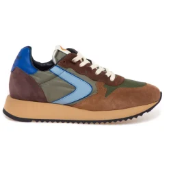 Magic Sneaker