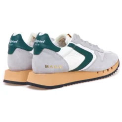 Magic Sneaker