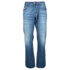 Markee Straight Jeans