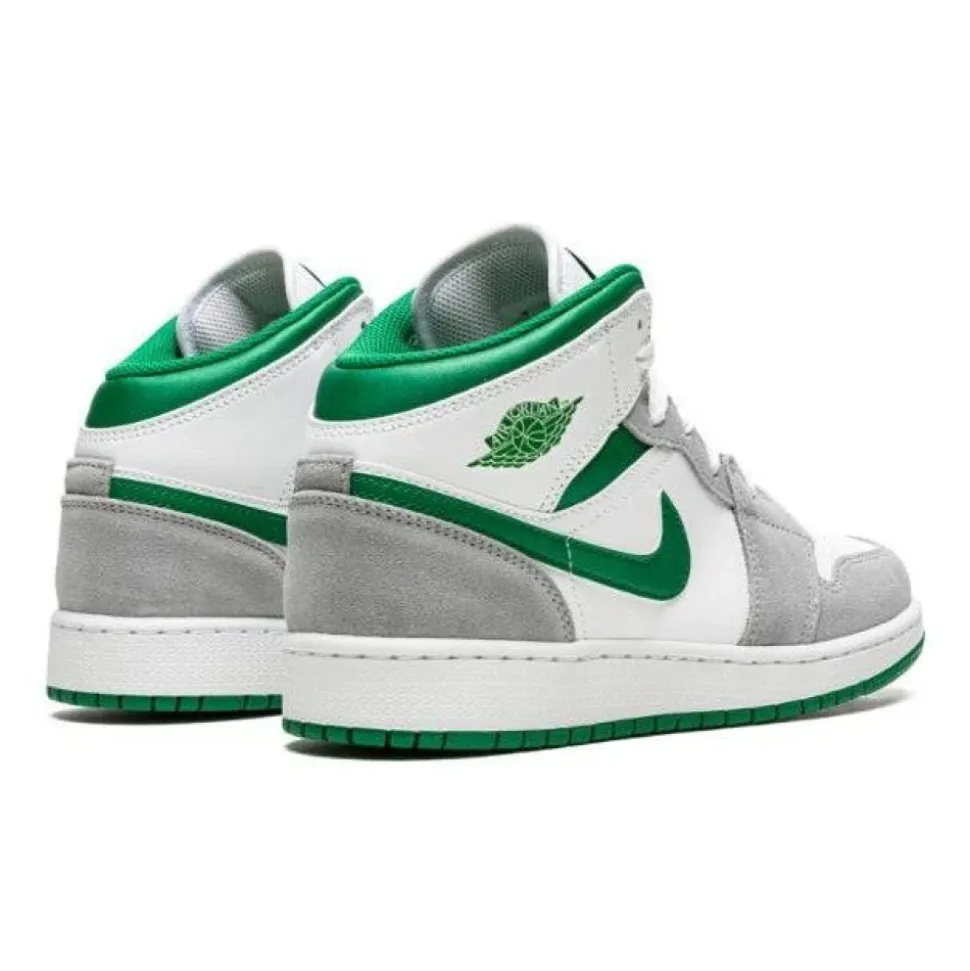 Mid SE Pine Green Sneakers