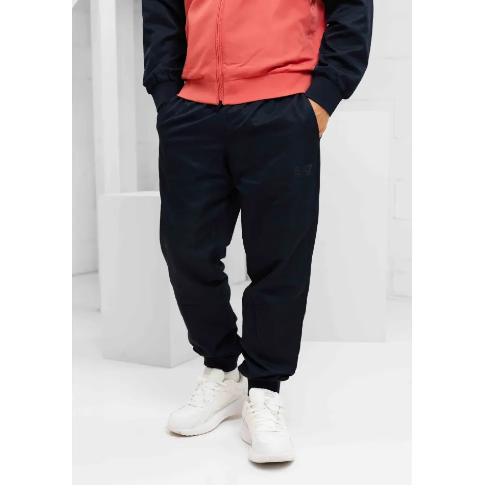 7M000642 Tracksuit