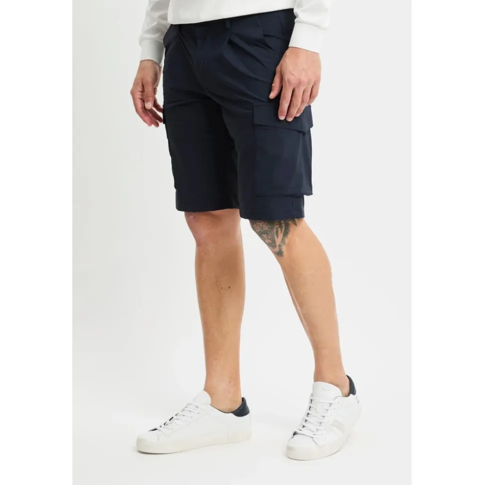 OMONO Bermuda Shorts