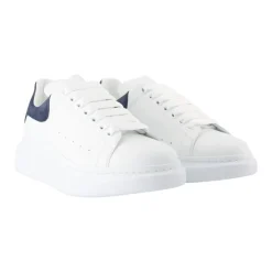 Oversized Sneaker
