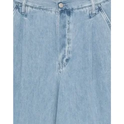 Pleated Jeans
