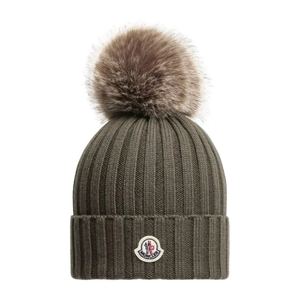 Pom Pom Hat