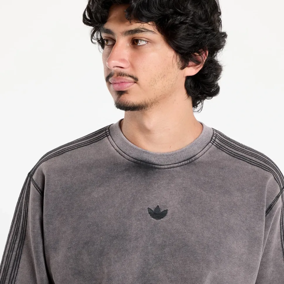 Premium Essentials Retro Crew
