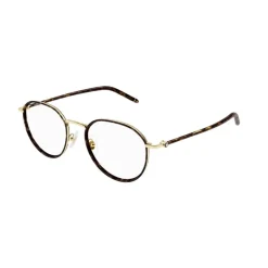 Premium Glasses with Top-Notch Service