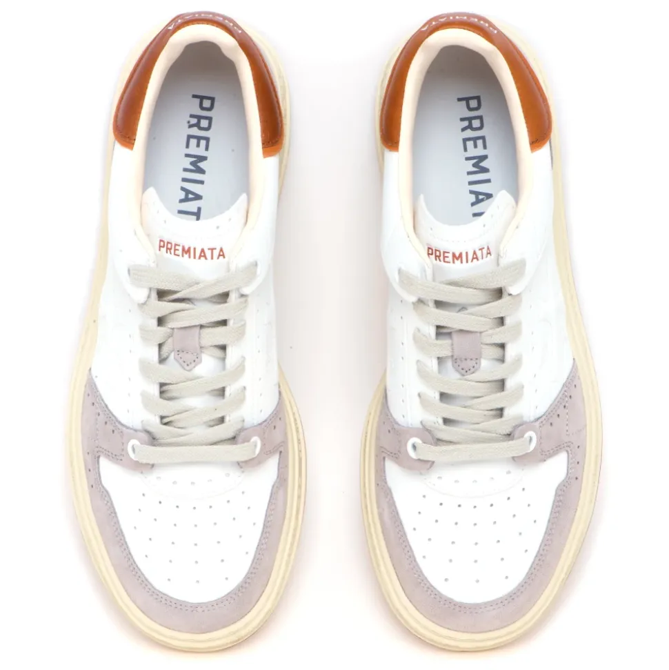 Quinn Sneaker