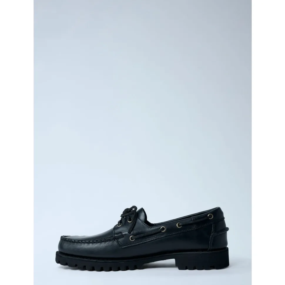 Ranger Waxy Boat Shoes