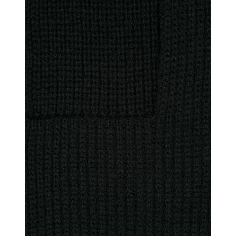 Rib-Knit Scarf