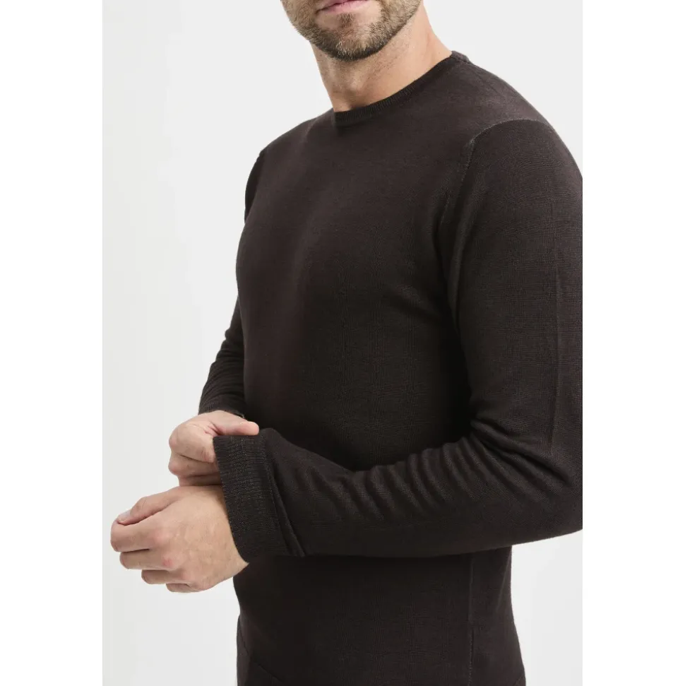 Round-neck Knit