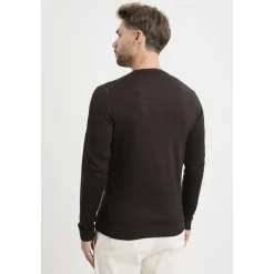 Round-neck Knit